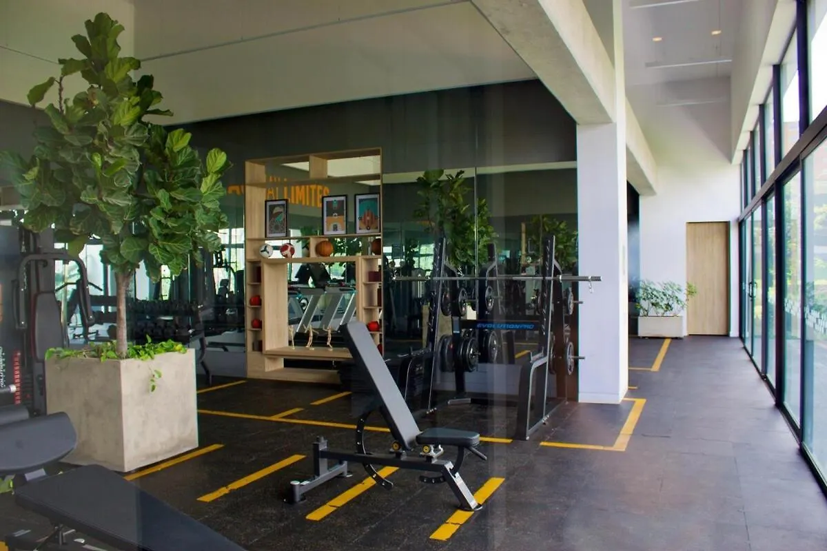 Business Suite Near To Us Embassy And Corferias By Tsi Property Management, Free Parking Bogota Apartment