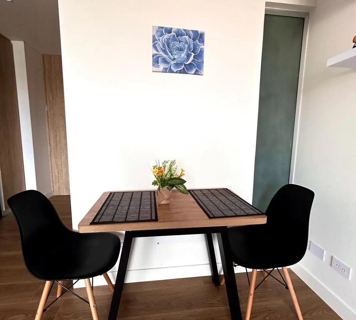 Apartment Business Suite Near To Us Embassy And Corferias By Tsi Property Management, Free Parking Bogota Colombia